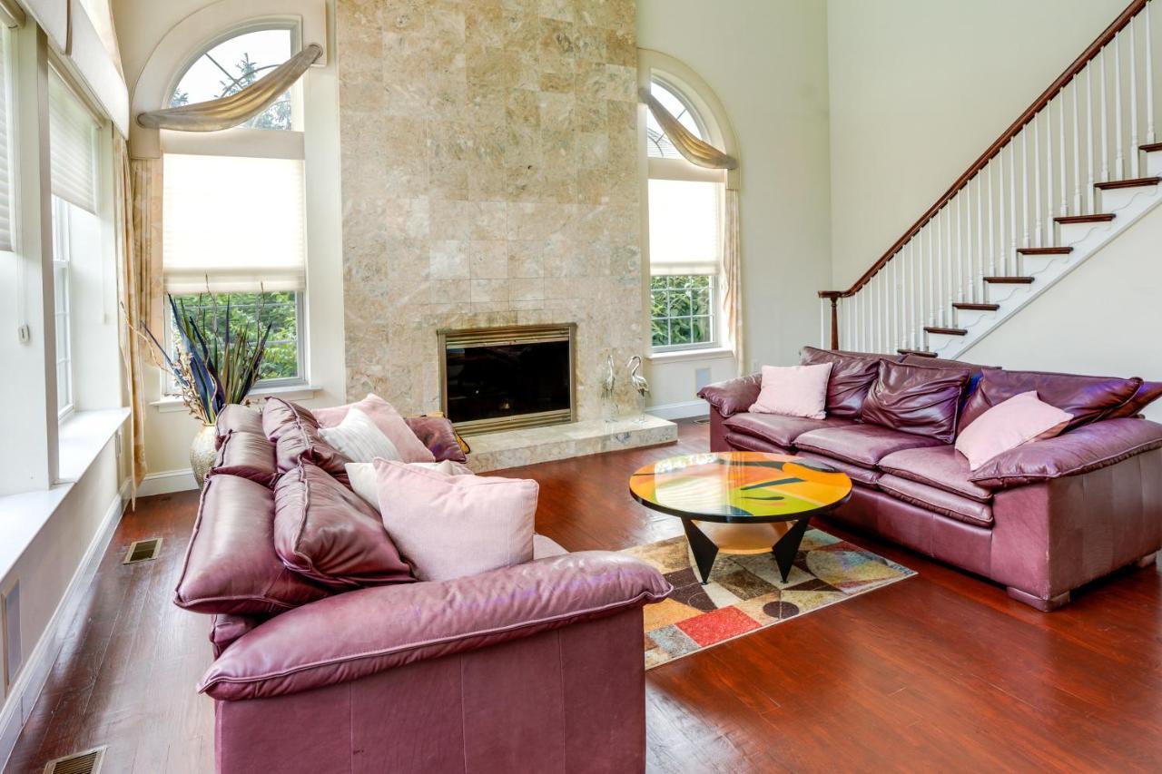 Centrally Located Family Home With Pool Harleysville Exterior foto