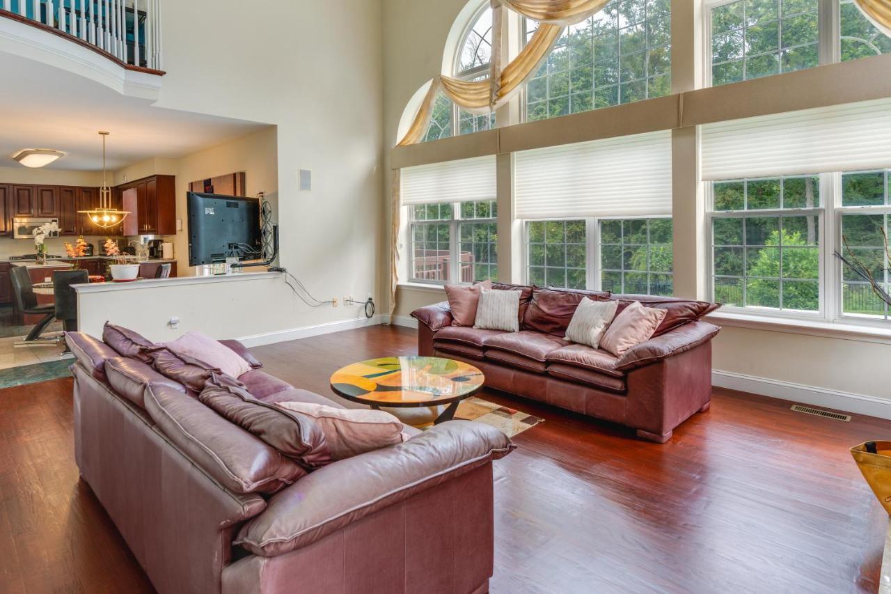 Centrally Located Family Home With Pool Harleysville Exterior foto